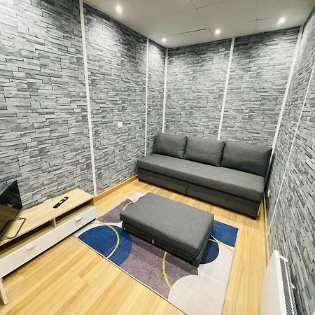 Studio Confortable- Disneyland Paris - Val D Europe - Plein Centre Ville Meaux - 2 Pers מראה חיצוני תמונה