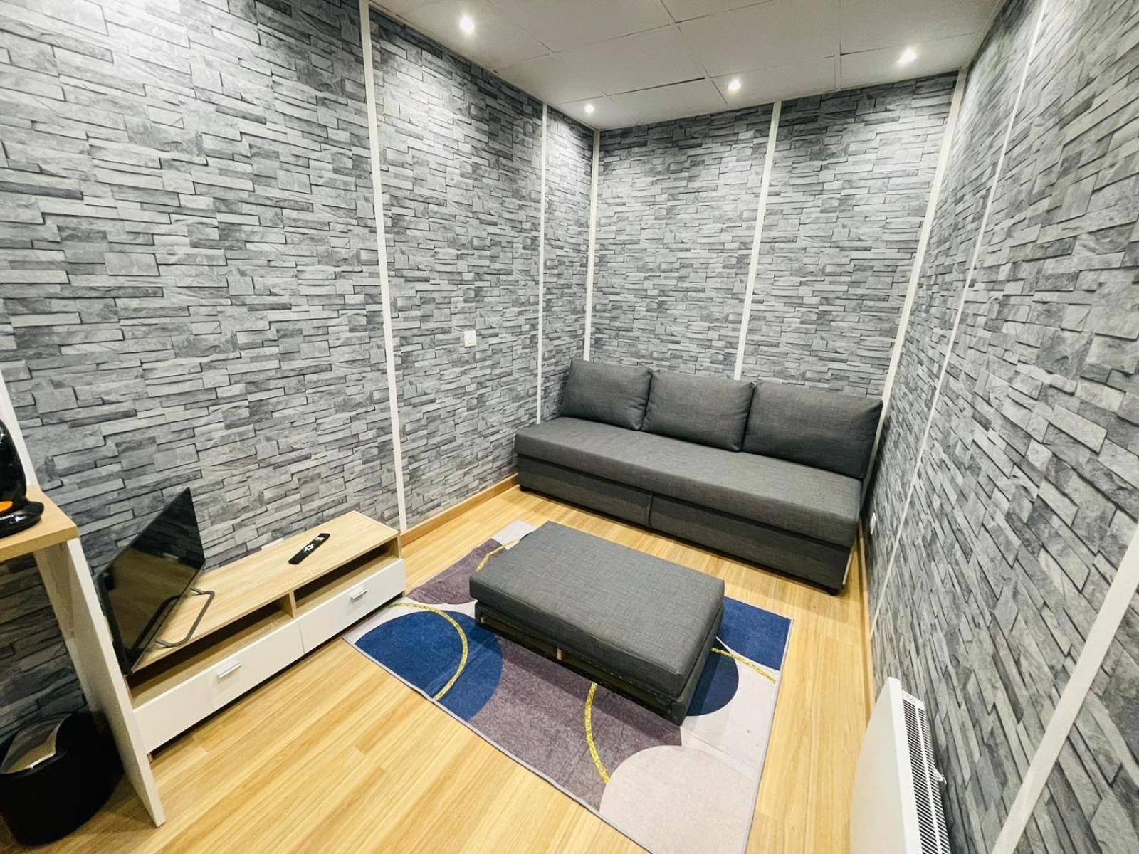 Studio Confortable- Disneyland Paris - Val D Europe - Plein Centre Ville Meaux - 2 Pers מראה חיצוני תמונה